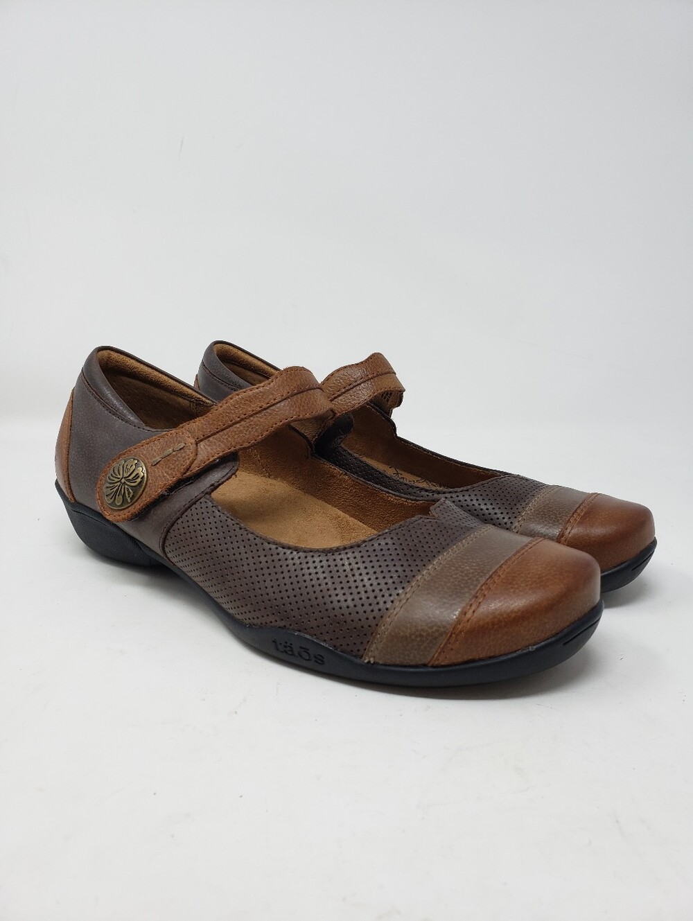 Taos Bravo Whiskey Multi Leather Mary Jane Flats Size 9